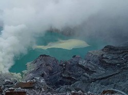 Kawah Ijen Ditutup Sampai Batas Waktu yang Belum Ditentukan