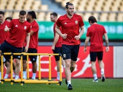 Dilema Giggs Terkait Bale