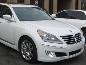 Wah, Ternyata Ada Juga Presiden yang Pakai Mobil Selain Hitam