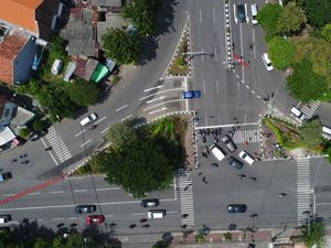 Atasi Kepadatan, Simpang Tiga Karangmenjangan Direkayasa Atasi Kepadatan, Simpang Tiga Karangmenjangan Direkayasa