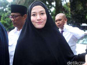 Lyra Virna Kasihani Lasty Annisa Soal Status Tersangka Lyra Virna Kasihani Lasty Annisa Soal Status Tersangka