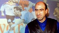 Yordan Letchkov (pemain tengah). Kasus hukum yang membelit mantan pemain timnas Bulgaria ini terjadi ketika ia sudah pensiun dari bermain. Ia divonis dua tahun penjara akibat kasus penyalahgunaan wewenang ketika manjadi walikota kampung halamannya. (Foto: ANTON UZUNOV/AFP Photo)