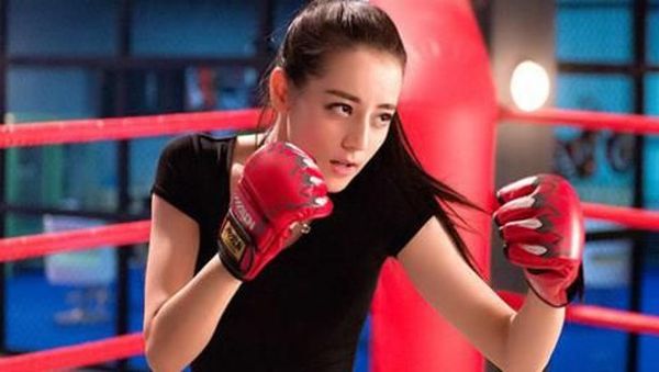 Dilraba Dilmurat, Wanita Tercantik China yang Super Bugar