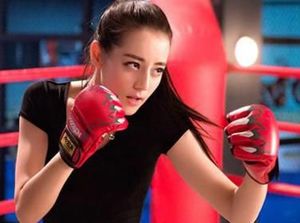 Dilraba Dilmurat, Wanita Tercantik China yang Super Bugar