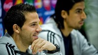 Kedua orangtua Gonzalo Castro berasal dari Spanyol walaupun ia sendiri lahir di Jerman. Peluang membela timnas Spanyol juga cukup terbuka karena pada pernah tampil di level usia U-19. Namun, gelandang berusia 30 tahun itu akhirnya memilih tampil untuk timnas Jerman di level senior. (Foto: ADAM IHSE / AFP PHOTO / SCANPIX)