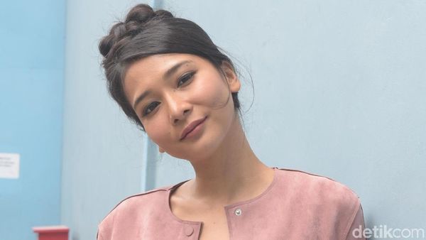 Meychan Alias Dita Anggraeni yang Makin Manis Aja