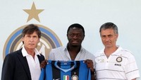 Di Inter Milan awal musim 2008/2009, Mourinho mempertanyakan kebijakan Sulley Muntari untuk berpuasa Ramadan. Menurut Mourinho, kondisi fisik Muntari saat itu jauh dari yang diharapkan. (Foto: Emilio Andreoli/AFP Photo)