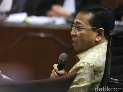 Novanto Bernyanyi Sebut Puan Hingga Pramono Terima Duit e-KTP