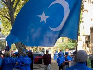 Pemimpin Minoritas Uighur China Akan Kunjungi Australia Pemimpin Minoritas Uighur China Akan Kunjungi Australia