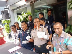 Viral Video Staf Bawaslu Ditipu via Telepon, Pelaku Ditangkap Viral Video Staf Bawaslu Ditipu via Telepon, Pelaku Ditangkap