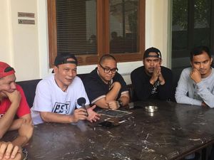 Gelar Konser, Iwa K Gandeng Gading Marten Syuting Klip di Atas Panggung Gelar Konser, Iwa K Gandeng Gading Marten Syuting Klip di Atas Panggung