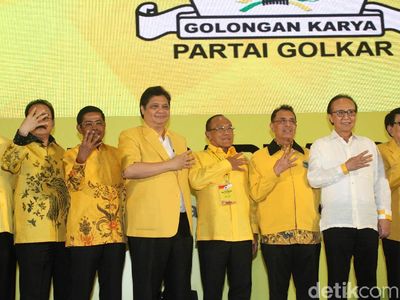 Foto: Mengitip Rakernas Golkar yang Bahas Opsi Duet Jokowi-Airlangga