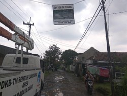 Jeglongan Sewu, Jalan Berlubang yang Dikeluhkan Warga Sidoarjo