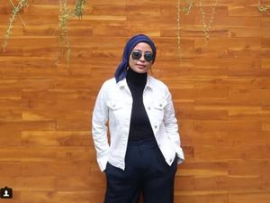 Cantiknya Tantri Kotak yang Kini Berhijab Cantiknya Tantri Kotak yang Kini Berhijab