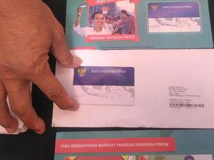 Polisi Sebut Kurir KIP dalam Karung Lalai, Belum Ada yang Dirugikan Polisi Sebut Kurir KIP dalam Karung Lalai, Belum Ada yang Dirugikan