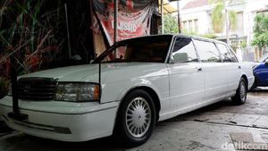 Toyota Crown Limusin