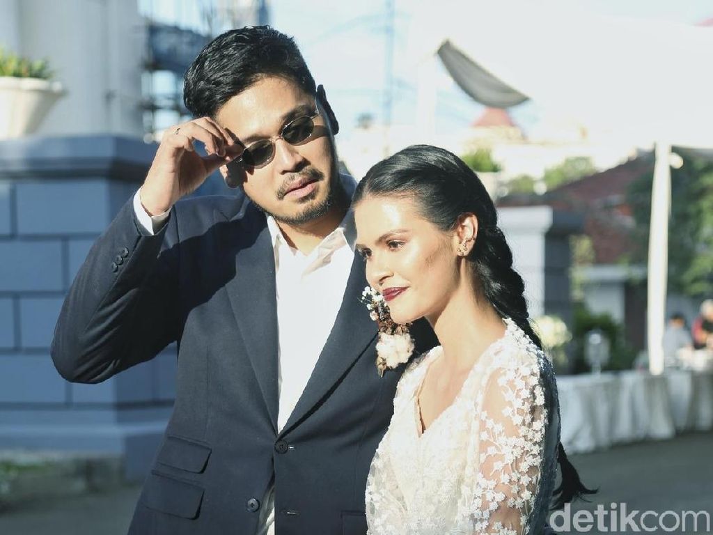 Kelahiran Anak Pertama Jadi Kado Natal Petra Sihombing dan Istri Kelahiran Anak Pertama Jadi Kado Natal Petra Sihombing dan Istri
