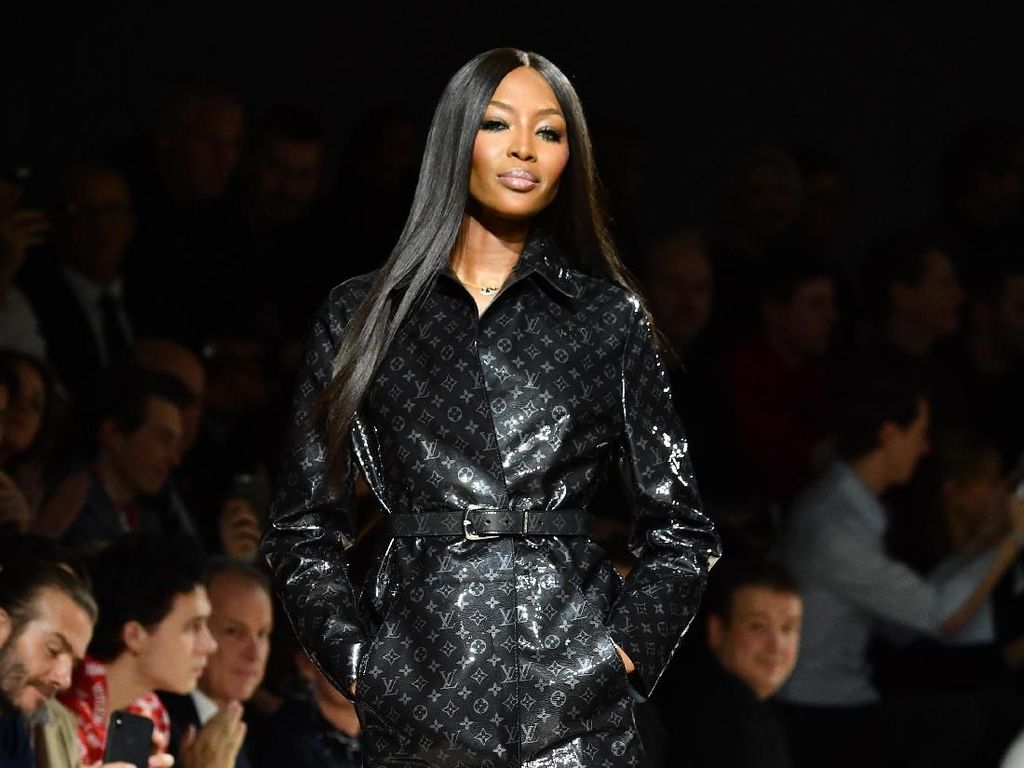 Naomi Campbell Akan Terima Penghargaan Ikon Fashion 2018 Naomi Campbell Akan Terima Penghargaan Ikon Fashion 2018