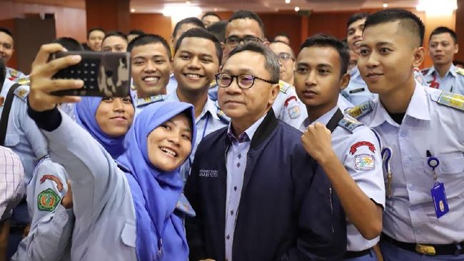 Kemajuan Teknologi Harus Perkuat Identitas Kebangsaan Kemajuan Teknologi Harus Perkuat Identitas Kebangsaan