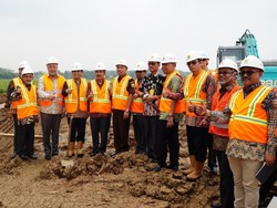 PLN Bangun SUTET 500 kV PLTU Indramayu-Cibatu