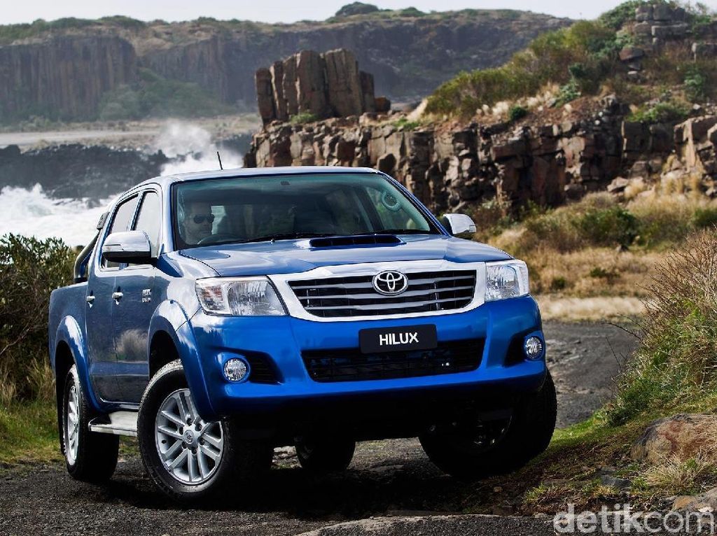 Perjalanan Setengah Abad Mobil yang Tak Bisa Dibunuh Perjalanan Setengah Abad Mobil yang Tak Bisa Dibunuh