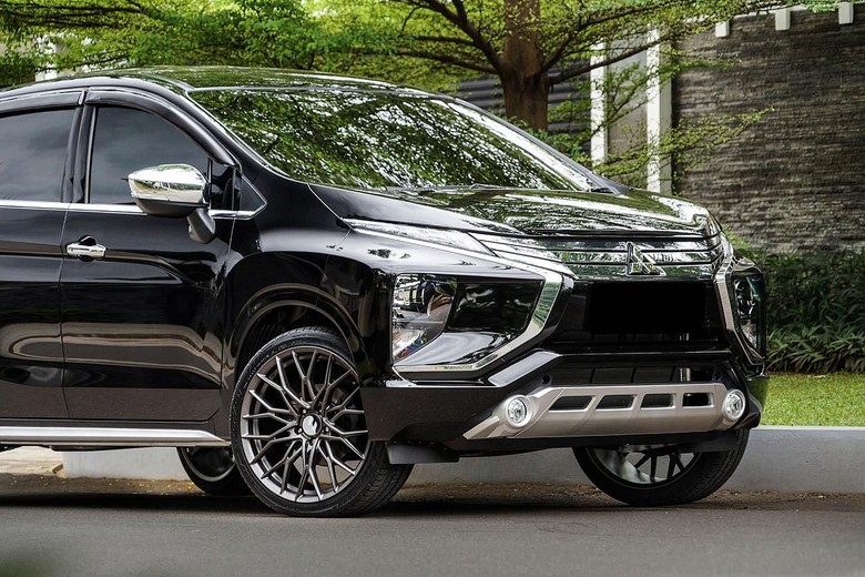 Mitsubishi Xpander Ini Makin Ganteng Dengan Pelek Facewheels