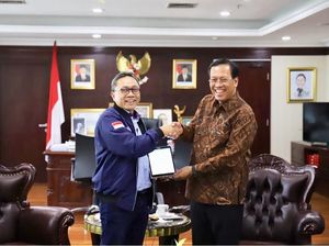 Lapor SPT, Ketua MPR Ajak Pejabat Publik Taat Pajak