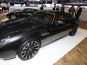 Mobil Bergaya Klasik Mewah Ini Hanya Ada 10 Unit, Berminat?