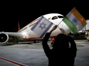 Cetak Sejarah, Air India Terbang ke Israel Lewat Arab Saudi