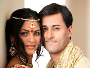 Baru 6 Hari Menikah, Suami Ini Nikahkan Istrinya dengan Pria Lain