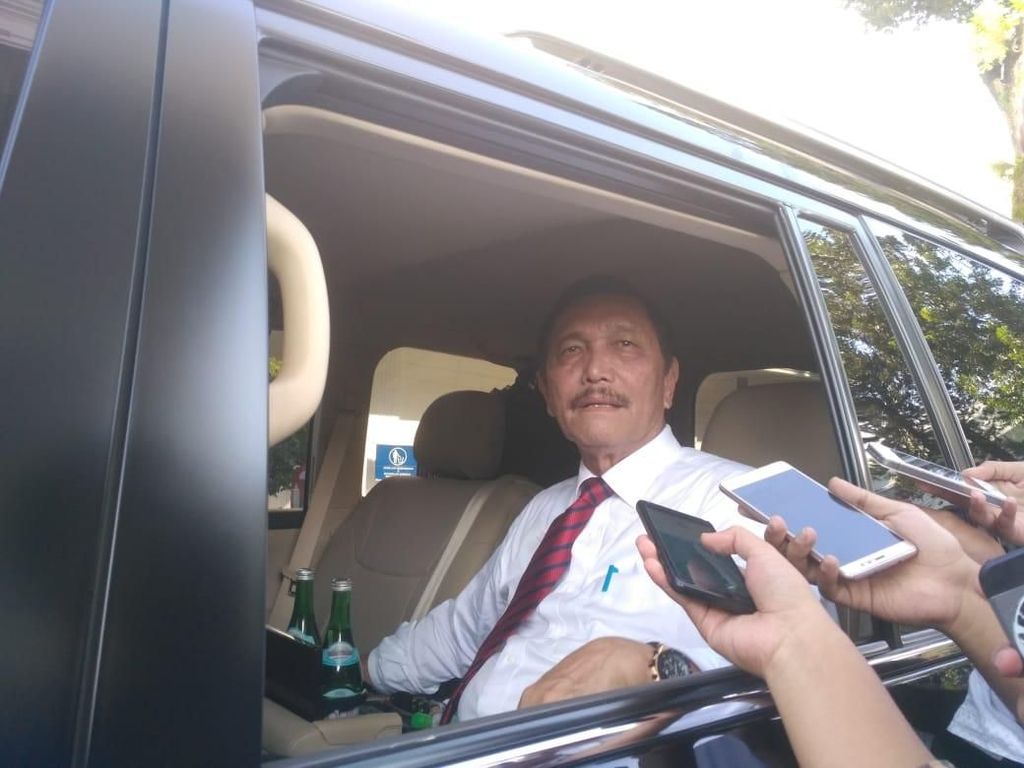Luhut Temui Jokowi, Bahas soal Amien Rais? Luhut Temui Jokowi, Bahas soal Amien Rais?