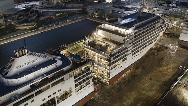 Foto: Begini Jadinya Kalau Kapal Pesiar Mewah Dibelah 2