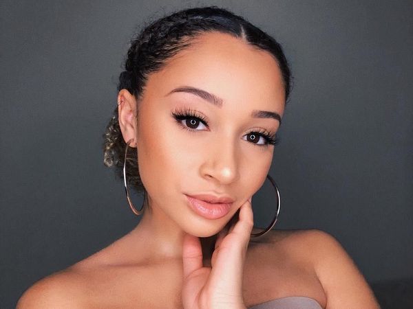 Viral, 10 Langkah Menghilangkan Bekas Jerawat dari Beauty Vlogger