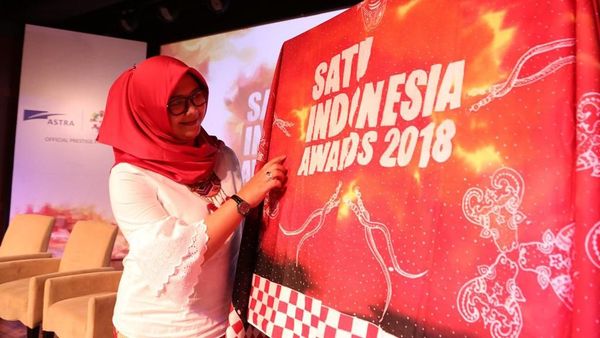 Melihat Batik Bantengan Karya Anak Bangsa