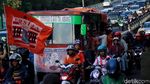 Jakmania Berbondong-bondong ke GBK
