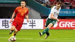Foto: Bale Pecahkan Rekor Rush di China