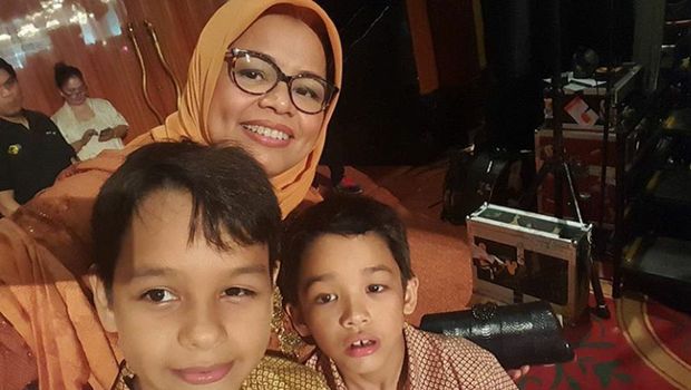 Prinsip Fery Farhati Membangun Keharmonisan dalam Keluarga