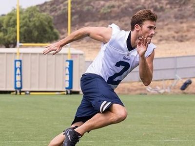 Intip Olahraganya Scott Eastwood yang Kekar Abis di Pacific Rim: Uprising