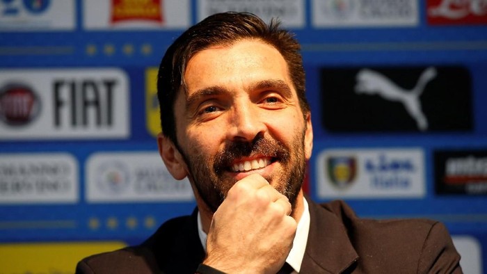 Soccer Football - Italy Press Conference - Etihad Stadium, Manchester, Britain - March 22, 2018   Italys Gianluigi Buffon during the press conference   Action Images via Reuters/Craig Brough