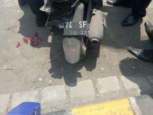 Seorang Polisi Meninggal Setelah Motornya Tertabrak Truk Seorang Polisi Meninggal Setelah Motornya Tertabrak Truk
