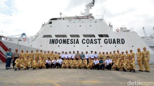 Siswa STIP Kunjungi Kapal Patroli Terbesar Bakamla RI