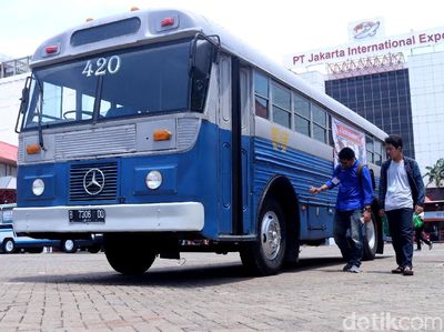 Nostalgia Bus Klasik di Pameran Classic N Unique Bus 2018