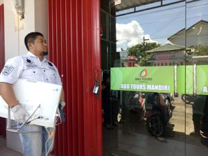 Kemenag Sulsel Minta Abu Tours Kembalikan Duit Jemaah Gagal Umrah Kemenag Sulsel Minta Abu Tours Kembalikan Duit Jemaah Gagal Umrah