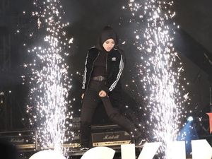 Foto: Tantri Kotak Berhijab, Ini 10 Gayanya yang Bikin Pangling Foto: Tantri Kotak Berhijab, Ini 10 Gayanya yang Bikin Pangling