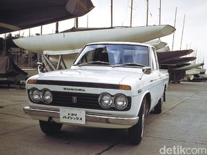 Mobil yang Tak Bisa Dibunuh Masuki Umur Setengah Abad