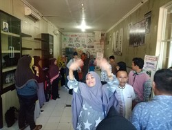 CEO Ditahan, Ratusan Jemaah Umrah Geruduk Abu Tours