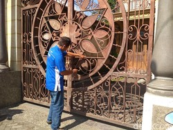 Mengintip Jeroan Rumah Mujiono yang Dibayar Uang Mainan Rp 4,5 M