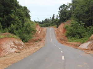 Jalan Perbatasan Papua 1.098 Km Dibangun Tembus Hutan dan Bukit