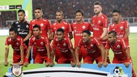 Pertandingan antara Bhayangkara FC vs Persija berlangsung di Stadion Gelora Bung Karno, Jumat (23/3/2018) malam WIB.