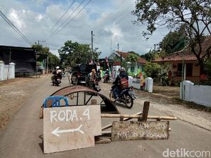 Warga Batang Masih Blokir Jalan Menuju Proyek Tol